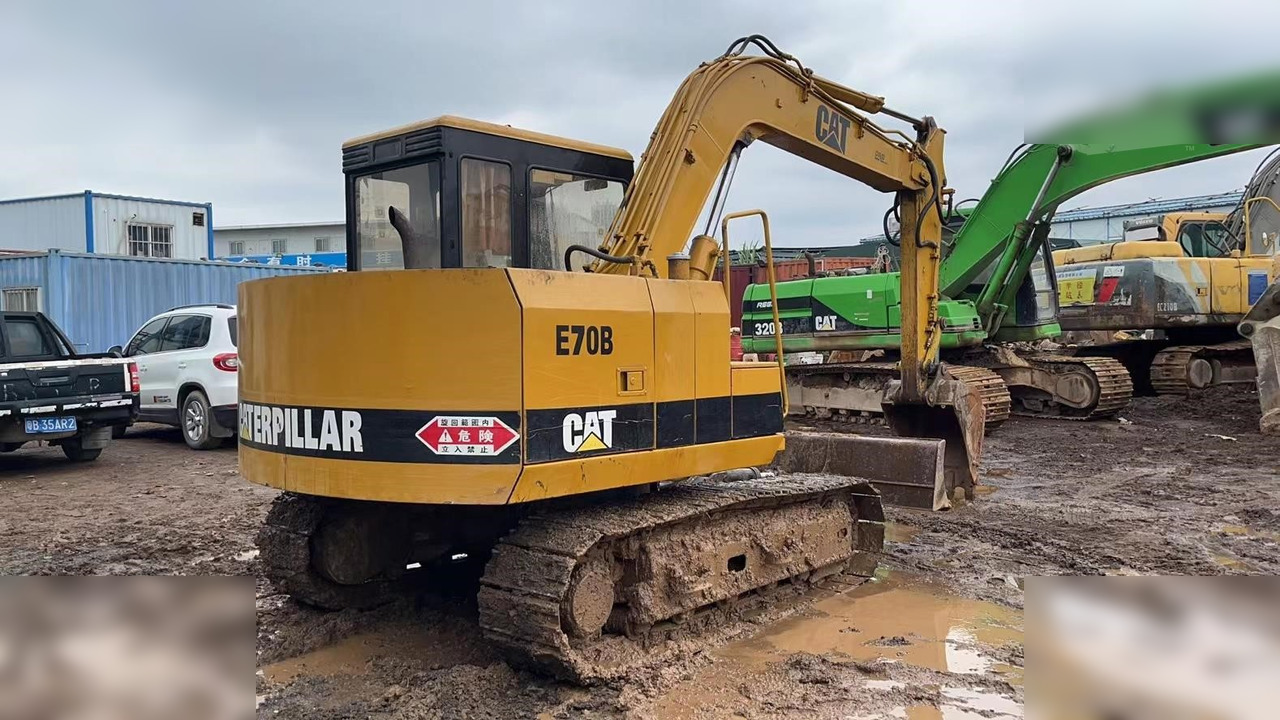 CATERPILLAR E70B - Bager guseničar: slika 3 CATERPILLAR E70B - Bager guseničar: slika 3