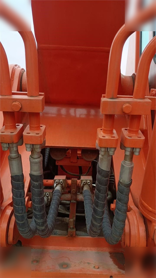 DOOSAN DH220 LC-7 - Bager guseničar: slika 5 DOOSAN DH220 LC-7 - Bager guseničar: slika 5
