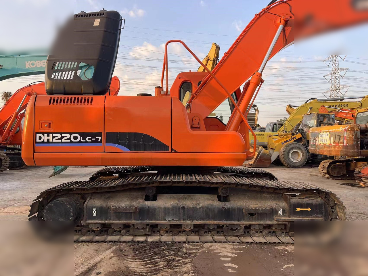 DOOSAN DH220 LC-7 - Bager guseničar: slika 5 DOOSAN DH220 LC-7 - Bager guseničar: slika 5