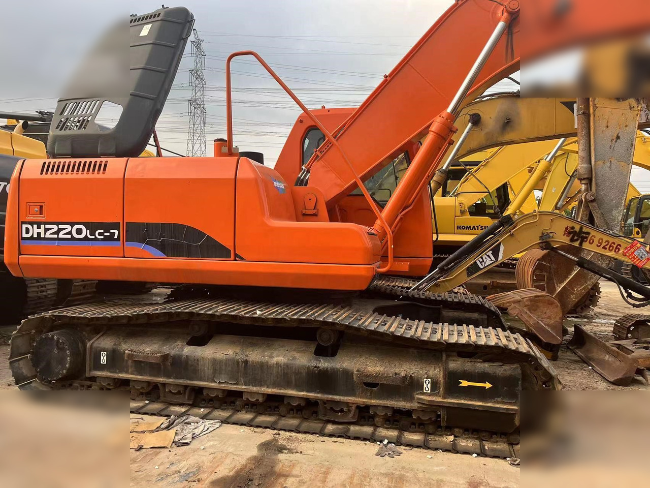 DOOSAN DH220 LC-7 - Bager guseničar: slika 2 DOOSAN DH220 LC-7 - Bager guseničar: slika 2