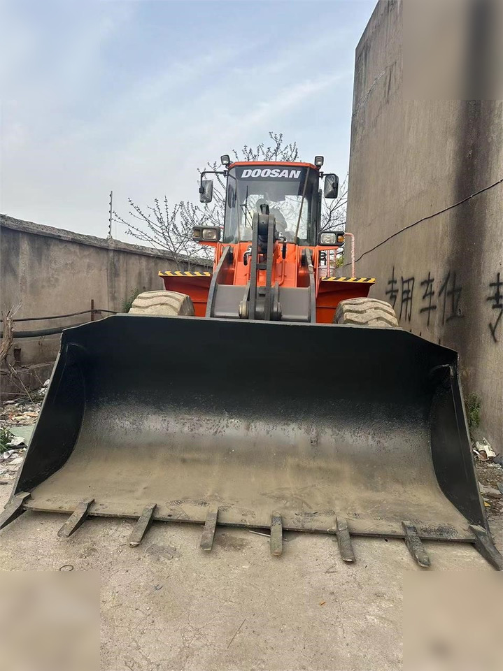 DOOSAN DL503 - Utovarivač točkaš: slika 3 DOOSAN DL503 - Utovarivač točkaš: slika 3