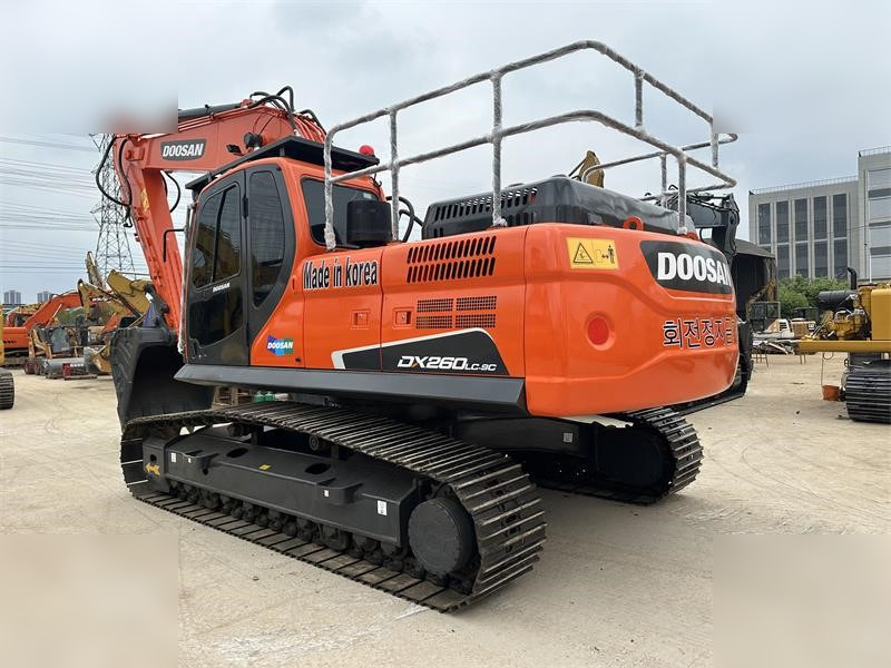 DOOSAN DX260 LC - Bager guseničar: slika 2 DOOSAN DX260 LC - Bager guseničar: slika 2