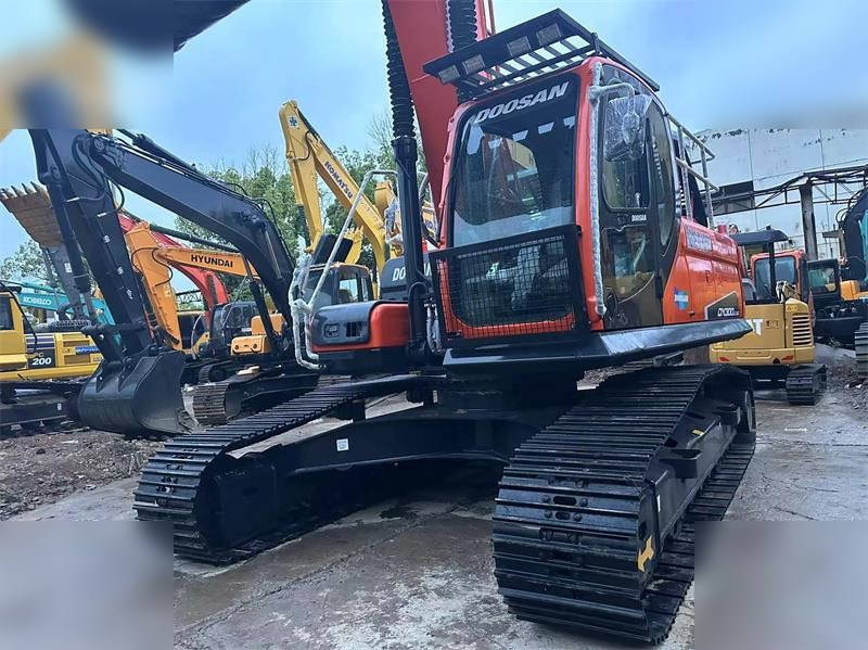 DOOSAN DX300 LC-9C - Bager guseničar: slika 4 DOOSAN DX300 LC-9C - Bager guseničar: slika 4
