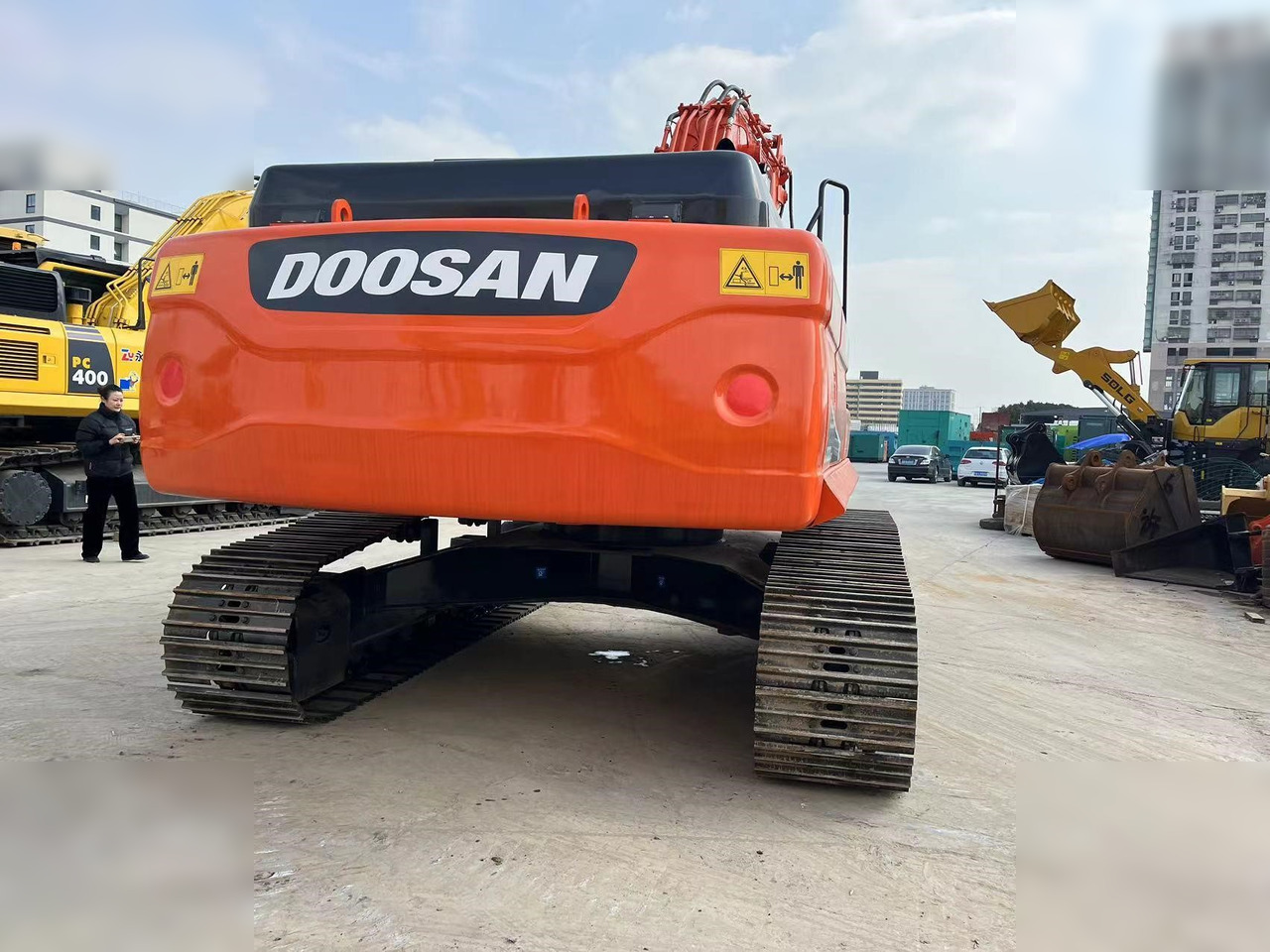 DOOSAN DX300 LC-9C - Bager guseničar: slika 4 DOOSAN DX300 LC-9C - Bager guseničar: slika 4