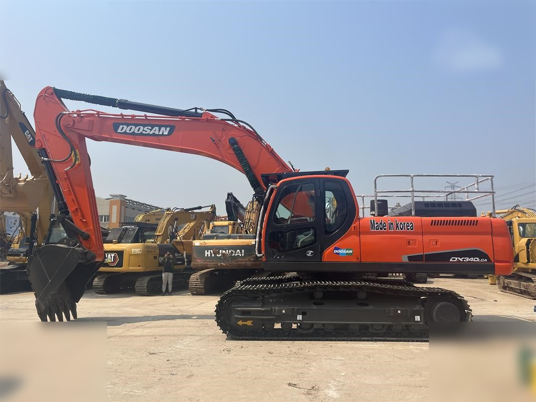 DOOSAN DX340 LCA - Bager guseničar: slika 1 DOOSAN DX340 LCA - Bager guseničar: slika 1