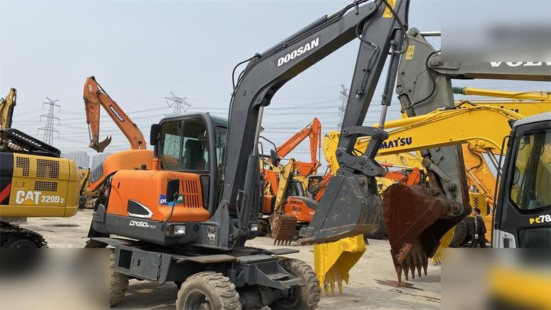 DOOSAN DX60W ECO - Bager točkaš: slika 3 DOOSAN DX60W ECO - Bager točkaš: slika 3