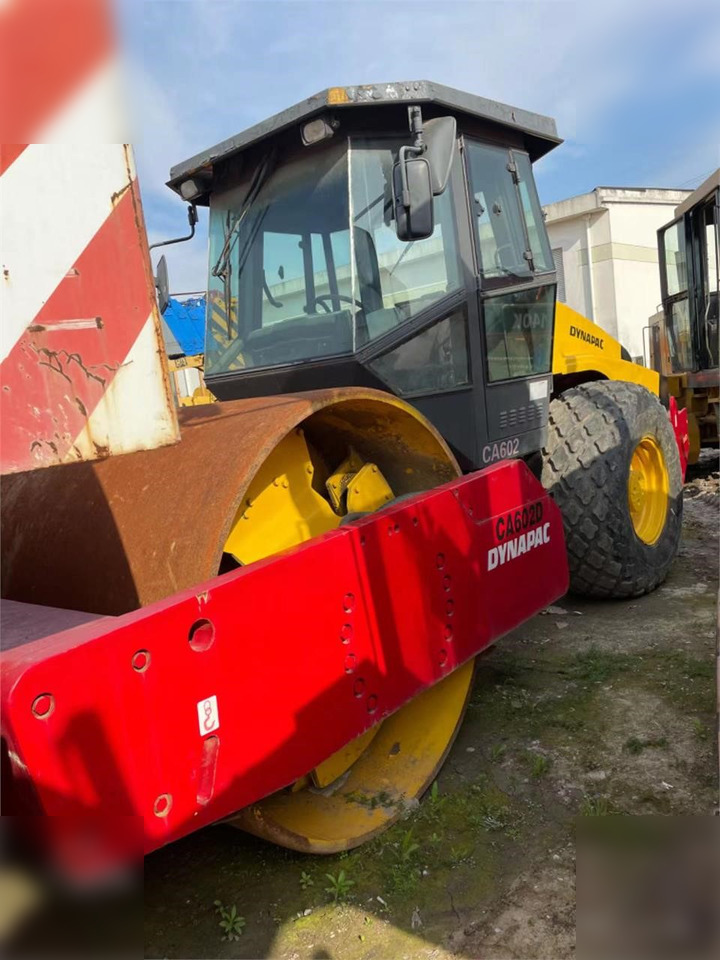 DYNAPAC CA602D - Kompaktor: slika 4 DYNAPAC CA602D - Kompaktor: slika 4