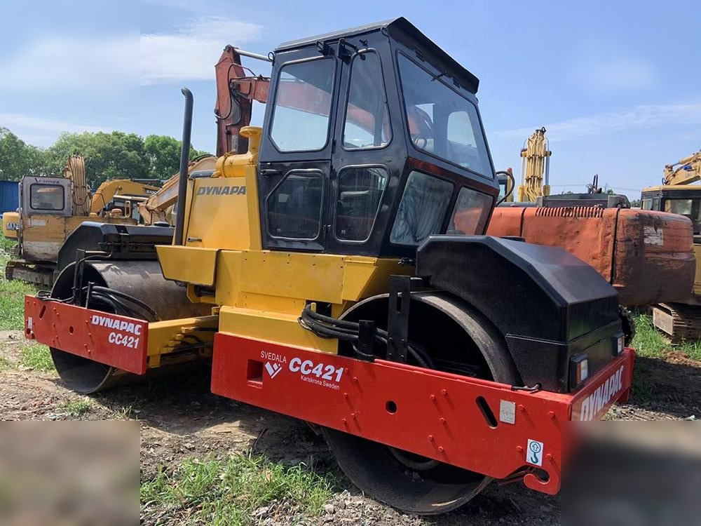 DYNAPAC CC421 - Valjak za puteve: slika 5 DYNAPAC CC421 - Valjak za puteve: slika 5