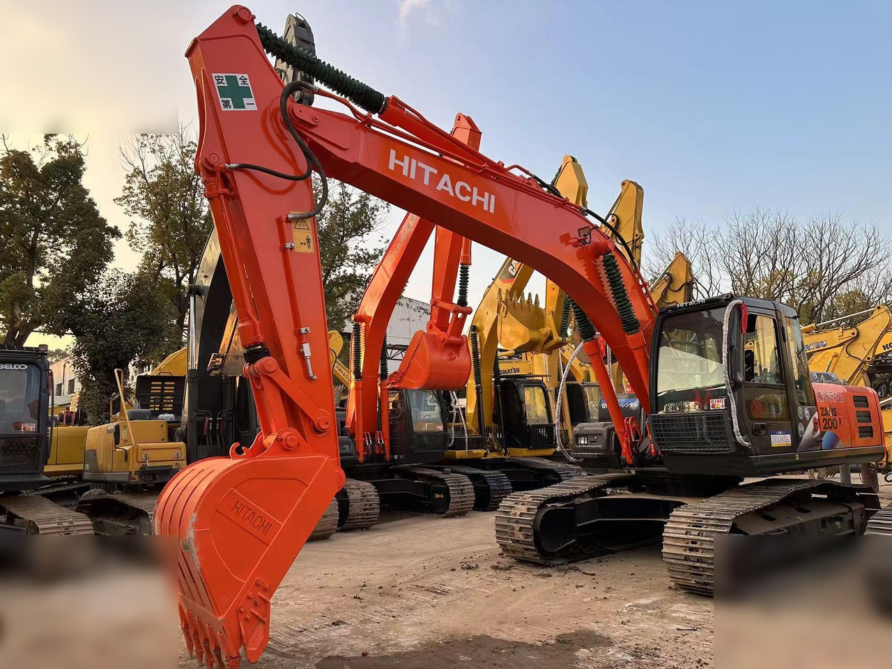 HITACHI ZX200-3G - Bager guseničar: slika 1 HITACHI ZX200-3G - Bager guseničar: slika 1
