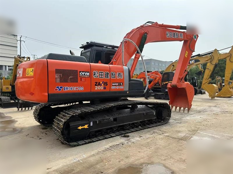 HITACHI ZX200-3G - Bager guseničar: slika 2 HITACHI ZX200-3G - Bager guseničar: slika 2