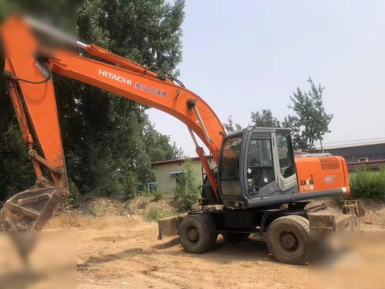HITACHI ZX210W - Bager točkaš: slika 3 HITACHI ZX210W - Bager točkaš: slika 3