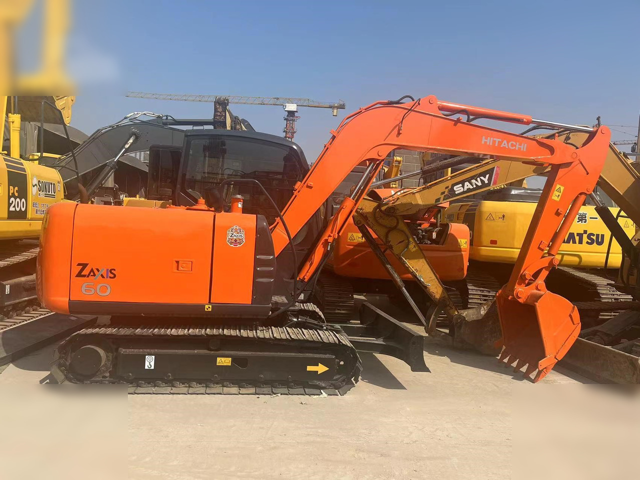 HITACHI ZX60 - Bager guseničar: slika 1 HITACHI ZX60 - Bager guseničar: slika 1