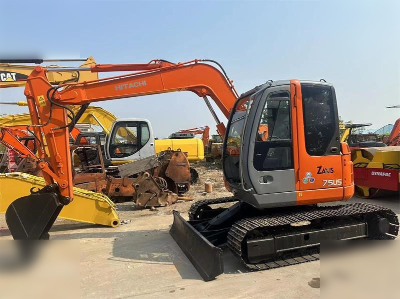 HITACHI ZX75US - Bager guseničar: slika 1 HITACHI ZX75US - Bager guseničar: slika 1