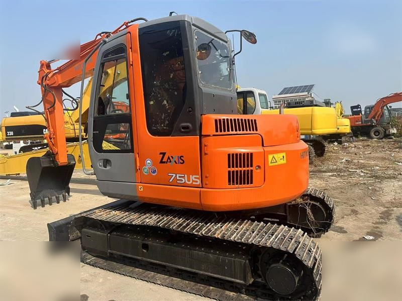 HITACHI ZX75US - Bager guseničar: slika 2 HITACHI ZX75US - Bager guseničar: slika 2