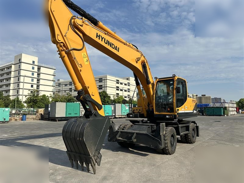HYUNDAI ROBEX 210W-9 - Bager točkaš: slika 4 HYUNDAI ROBEX 210W-9 - Bager točkaš: slika 4