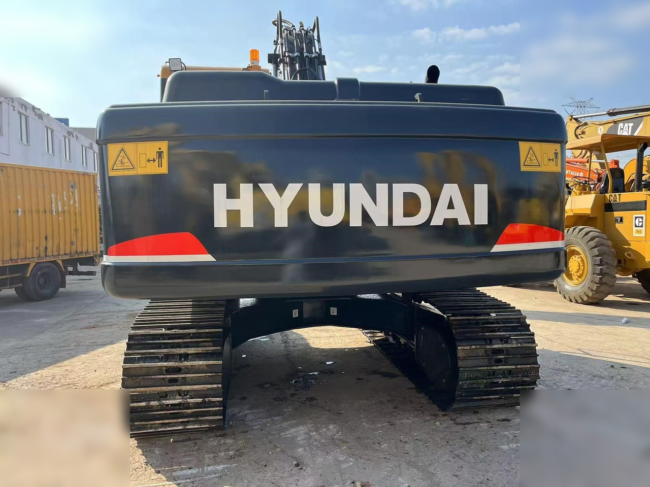 HYUNDAI ROBEX 220 LC-9S - Bager guseničar: slika 4 HYUNDAI ROBEX 220 LC-9S - Bager guseničar: slika 4