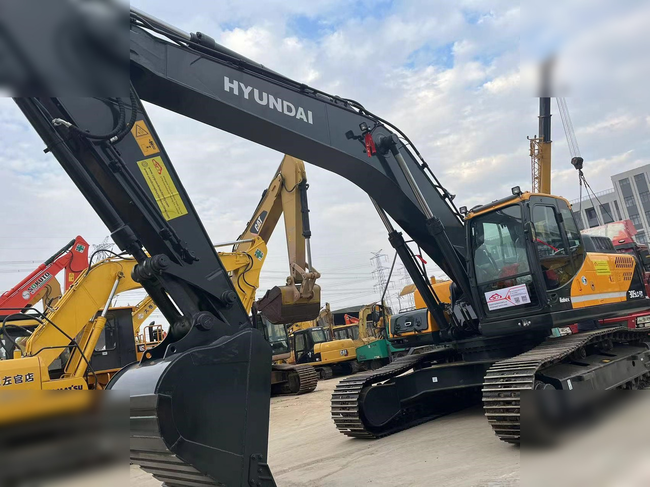 HYUNDAI ROBEX 305 LC-9T - Bager guseničar: slika 4 HYUNDAI ROBEX 305 LC-9T - Bager guseničar: slika 4