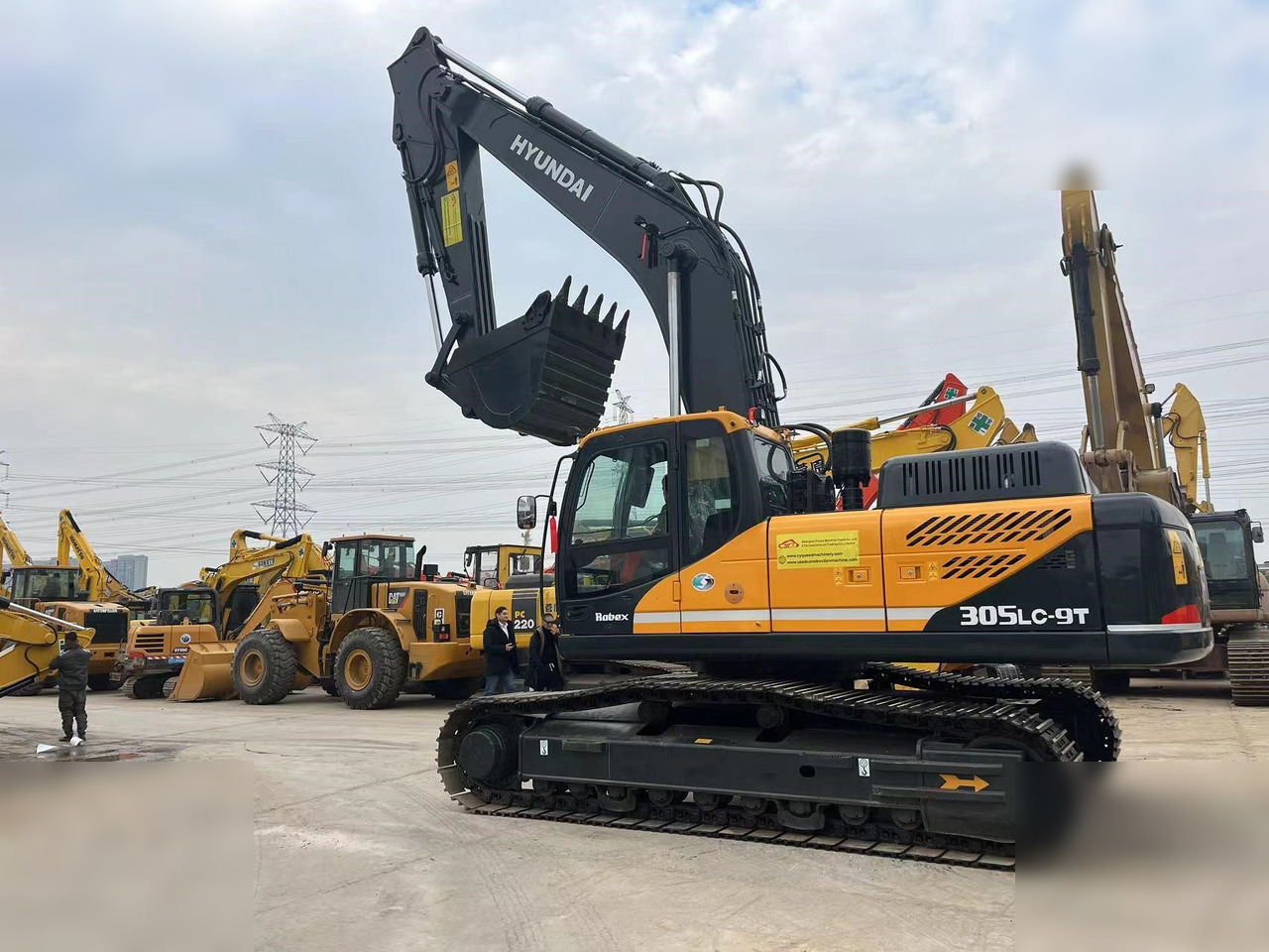 HYUNDAI ROBEX 305 LC-9T - Bager guseničar: slika 2 HYUNDAI ROBEX 305 LC-9T - Bager guseničar: slika 2