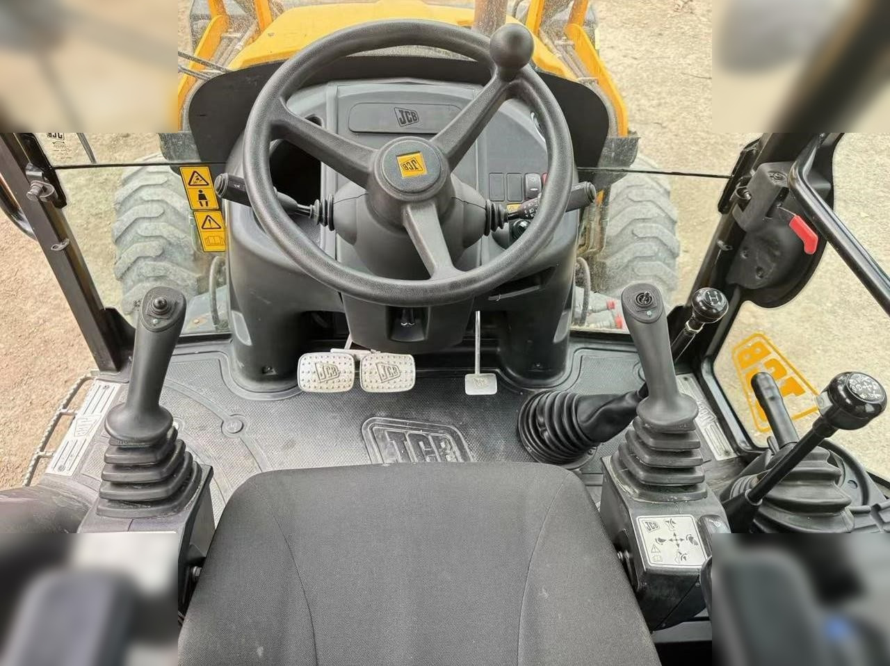 JCB 3CX - Bager utovarivač: slika 3 JCB 3CX - Bager utovarivač: slika 3