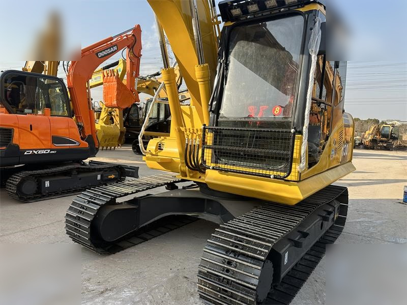 KOMATSU PC130-7 - Bager guseničar: slika 3 KOMATSU PC130-7 - Bager guseničar: slika 3