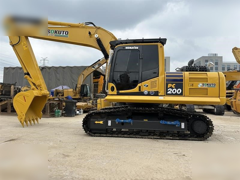 KOMATSU PC200-8 - Bager guseničar: slika 1 KOMATSU PC200-8 - Bager guseničar: slika 1