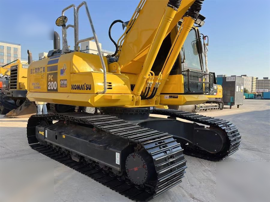 KOMATSU PC200-8 - Bager guseničar: slika 4 KOMATSU PC200-8 - Bager guseničar: slika 4