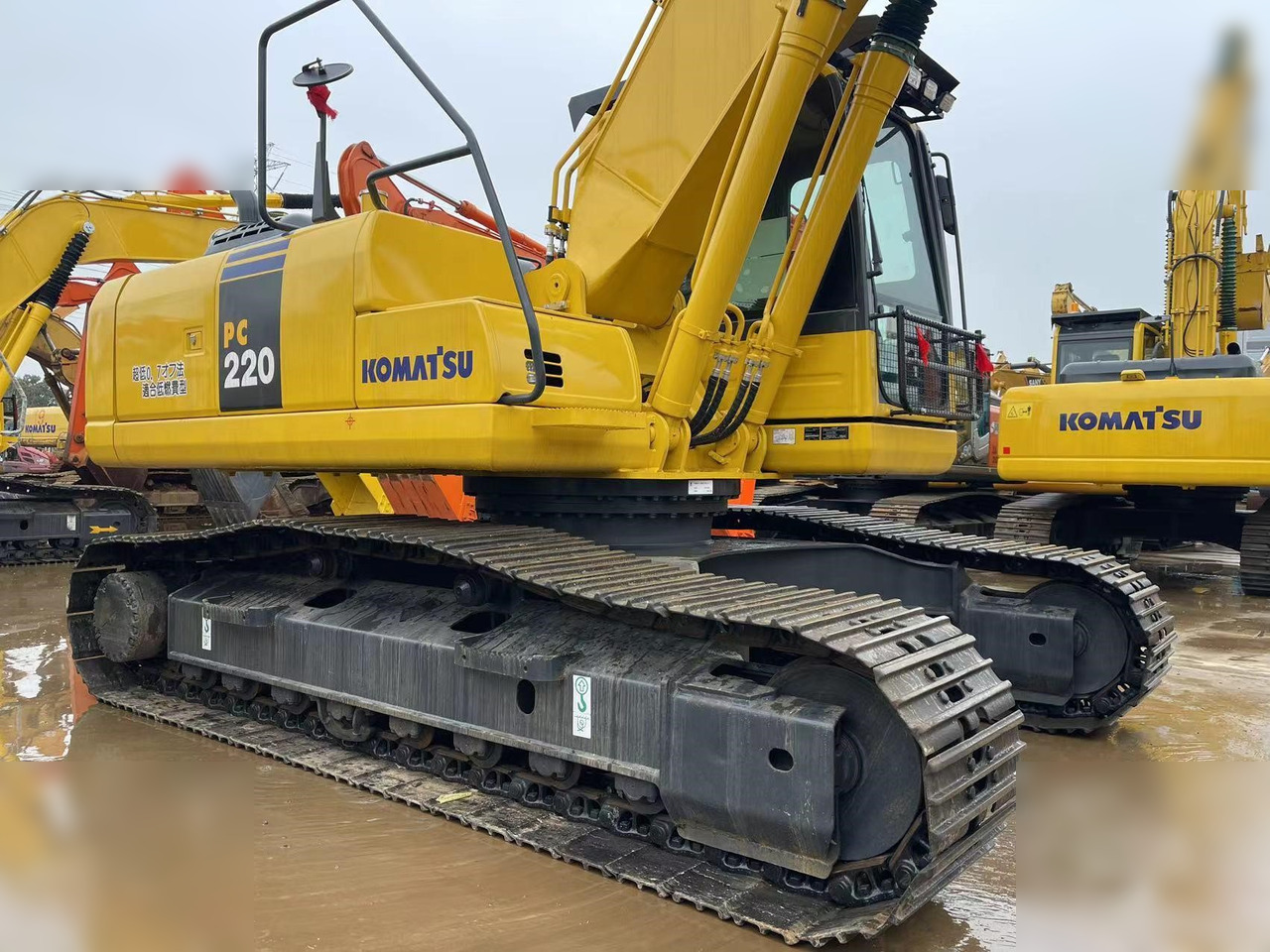 KOMATSU PC200-8 - Bager guseničar: slika 4 KOMATSU PC200-8 - Bager guseničar: slika 4