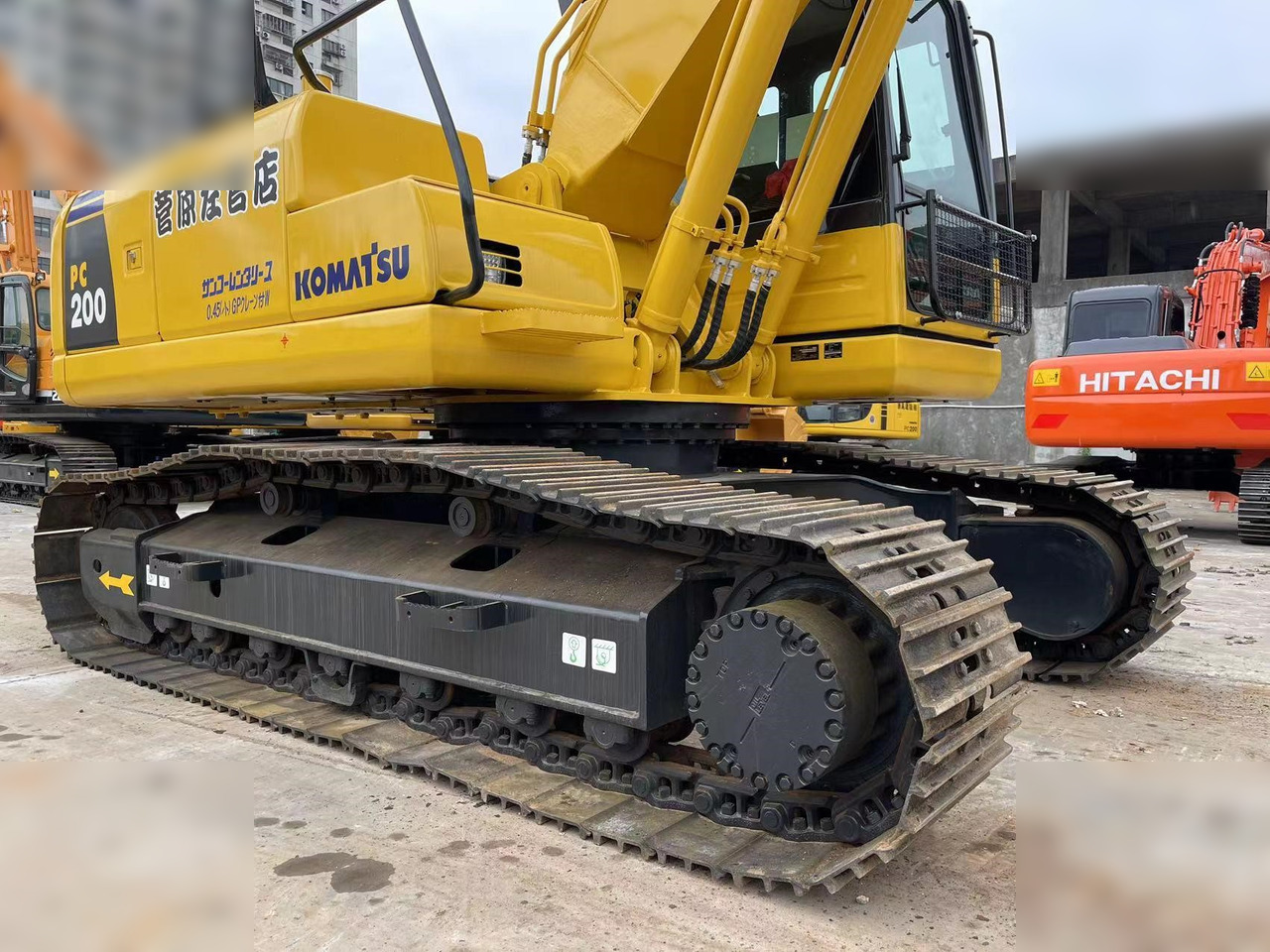 KOMATSU PC200-8N1 - Bager guseničar: slika 4 KOMATSU PC200-8N1 - Bager guseničar: slika 4
