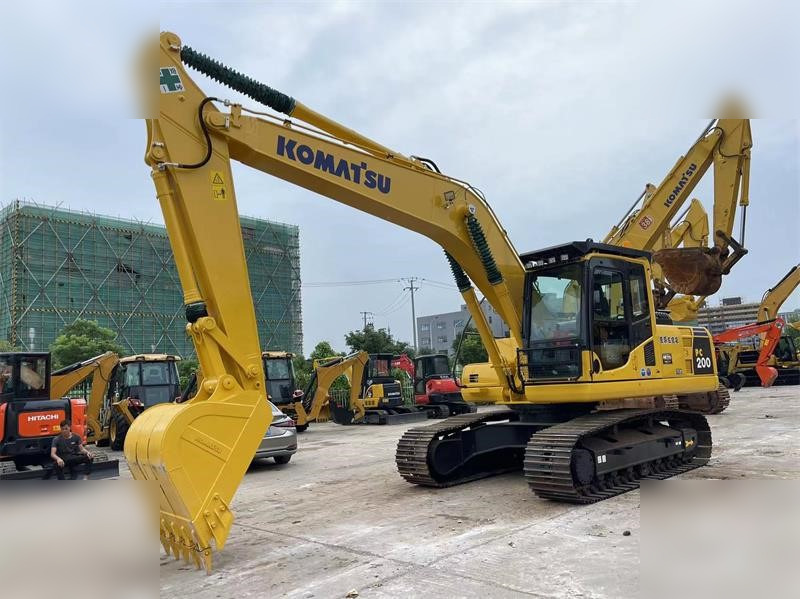 KOMATSU PC200-8N1 - Bager guseničar: slika 3 KOMATSU PC200-8N1 - Bager guseničar: slika 3