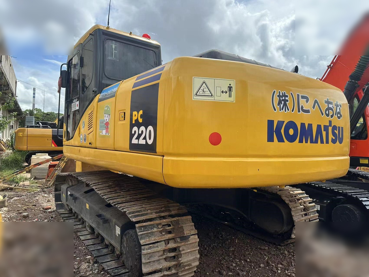 KOMATSU PC220-7 - Bager guseničar: slika 2 KOMATSU PC220-7 - Bager guseničar: slika 2