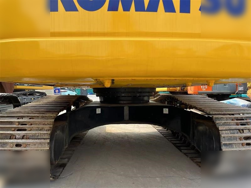KOMATSU PC220-7 - Bager guseničar: slika 3 KOMATSU PC220-7 - Bager guseničar: slika 3