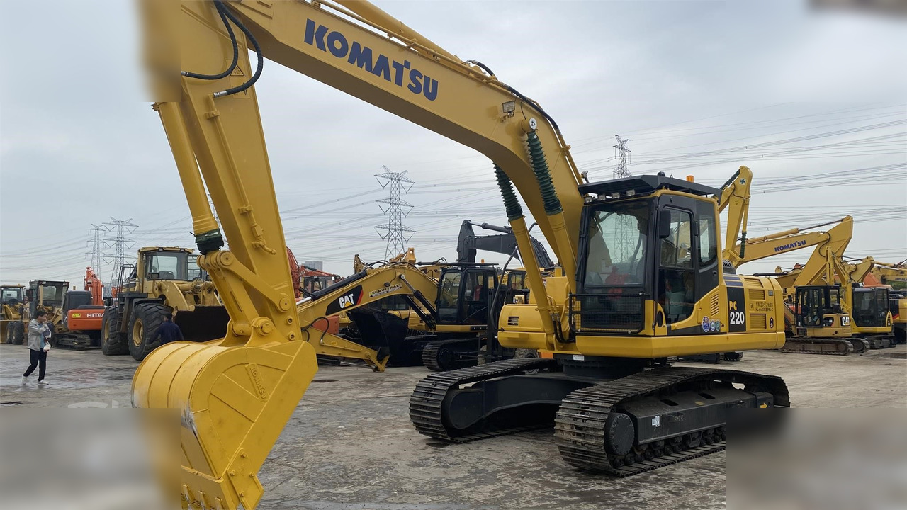 KOMATSU PC220-8 - Bager guseničar: slika 3 KOMATSU PC220-8 - Bager guseničar: slika 3