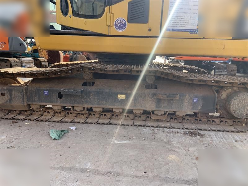 Bager guseničar KOMATSU PC220-8N1: slika 11