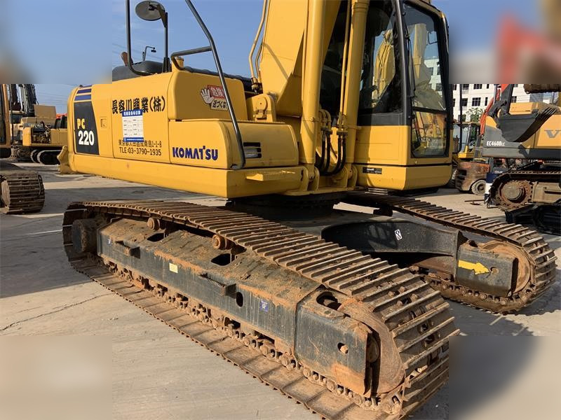 Bager guseničar KOMATSU PC220-8N1: slika 9