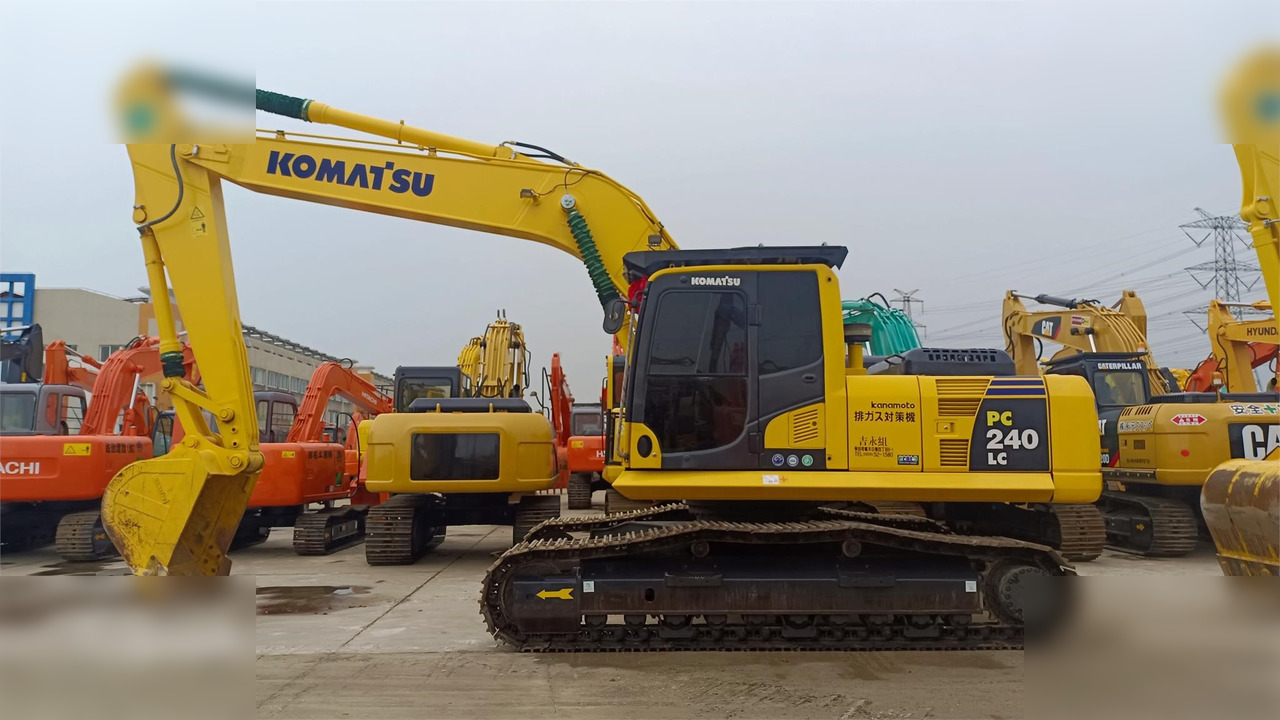 KOMATSU PC240 LC-8 - Bager guseničar: slika 2 KOMATSU PC240 LC-8 - Bager guseničar: slika 2