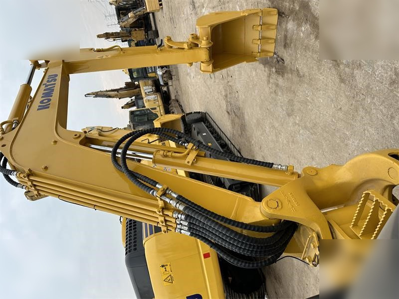 KOMATSU PC50MR-2 - Mini bager: slika 4 KOMATSU PC50MR-2 - Mini bager: slika 4