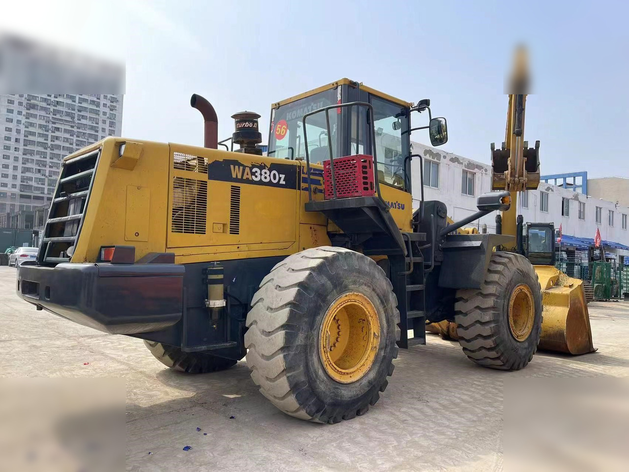 KOMATSU WA380Z-6 - Utovarivač točkaš: slika 4 KOMATSU WA380Z-6 - Utovarivač točkaš: slika 4