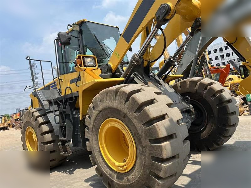 KOMATSU WA470-6 - Utovarivač točkaš: slika 3 KOMATSU WA470-6 - Utovarivač točkaš: slika 3