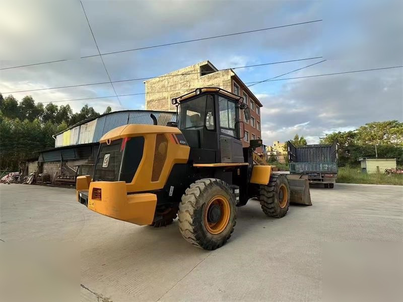 LIUGONG 835H - Utovarivač točkaš: slika 2 LIUGONG 835H - Utovarivač točkaš: slika 2