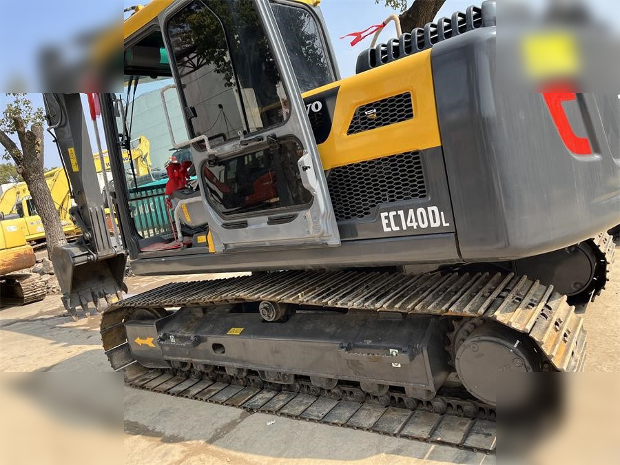 VOLVO EC140DL - Bager guseničar: slika 2 VOLVO EC140DL - Bager guseničar: slika 2