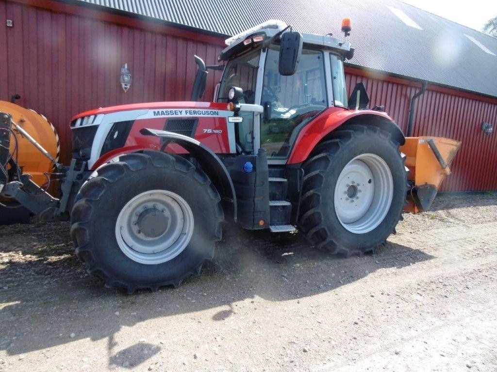 Massey Ferguson 7 S - Traktor: slika 2 Massey Ferguson 7 S - Traktor: slika 2