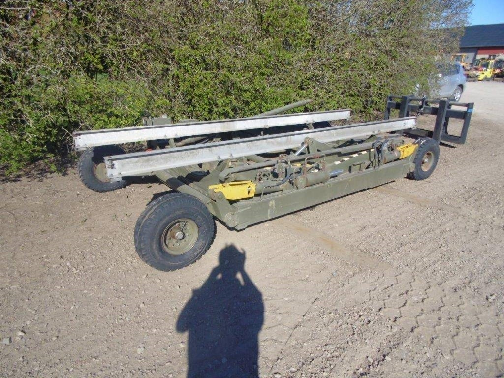 Trailor ca 5 m passande till båtar bogserad - Prikolica za čamac: slika 1 Trailor ca 5 m passande till båtar bogserad - Prikolica za čamac: slika 1