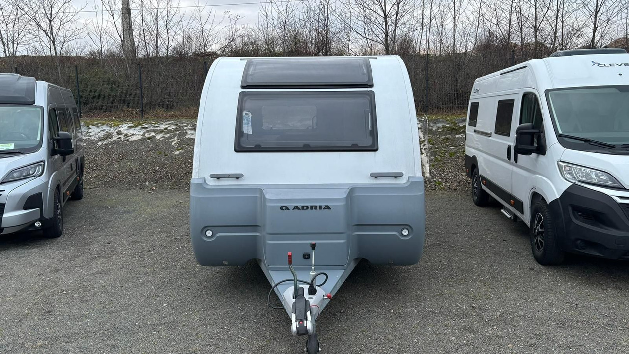 Adria Action 391 LH*1.500KG*EL.FB.-TEMP.*SCHWENK-TISCH - Kamp prikolica: slika 3 Adria Action 391 LH*1.500KG*EL.FB.-TEMP.*SCHWENK-TISCH - Kamp prikolica: slika 3