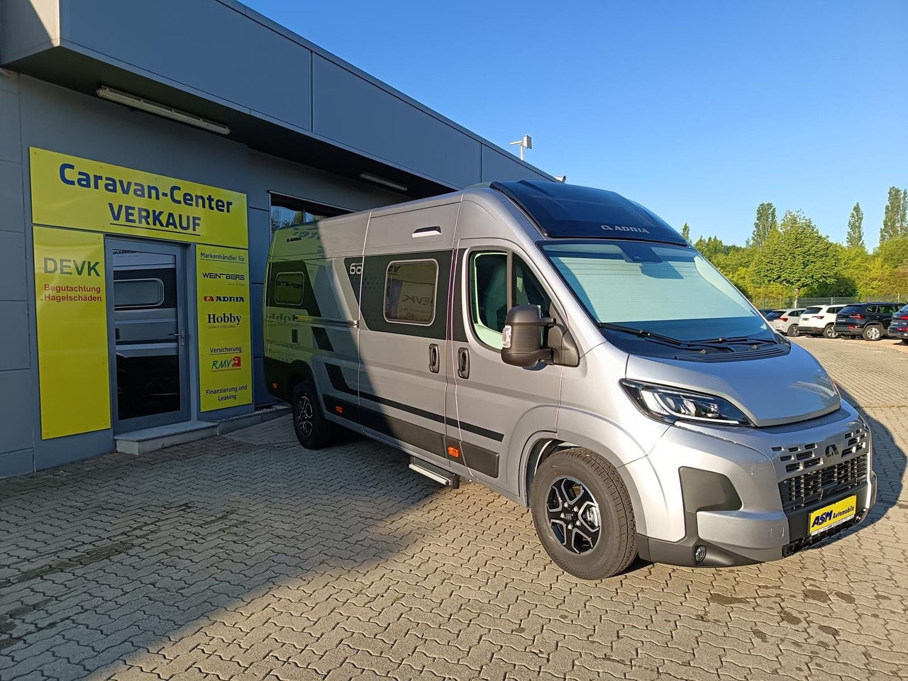 Adria Twin "60Y" 640 SLB*180 PS*4,25t MAXI*COMBI D 6E* - Kamp kombi: slika 3 Adria Twin "60Y" 640 SLB*180 PS*4,25t MAXI*COMBI D 6E* - Kamp kombi: slika 3