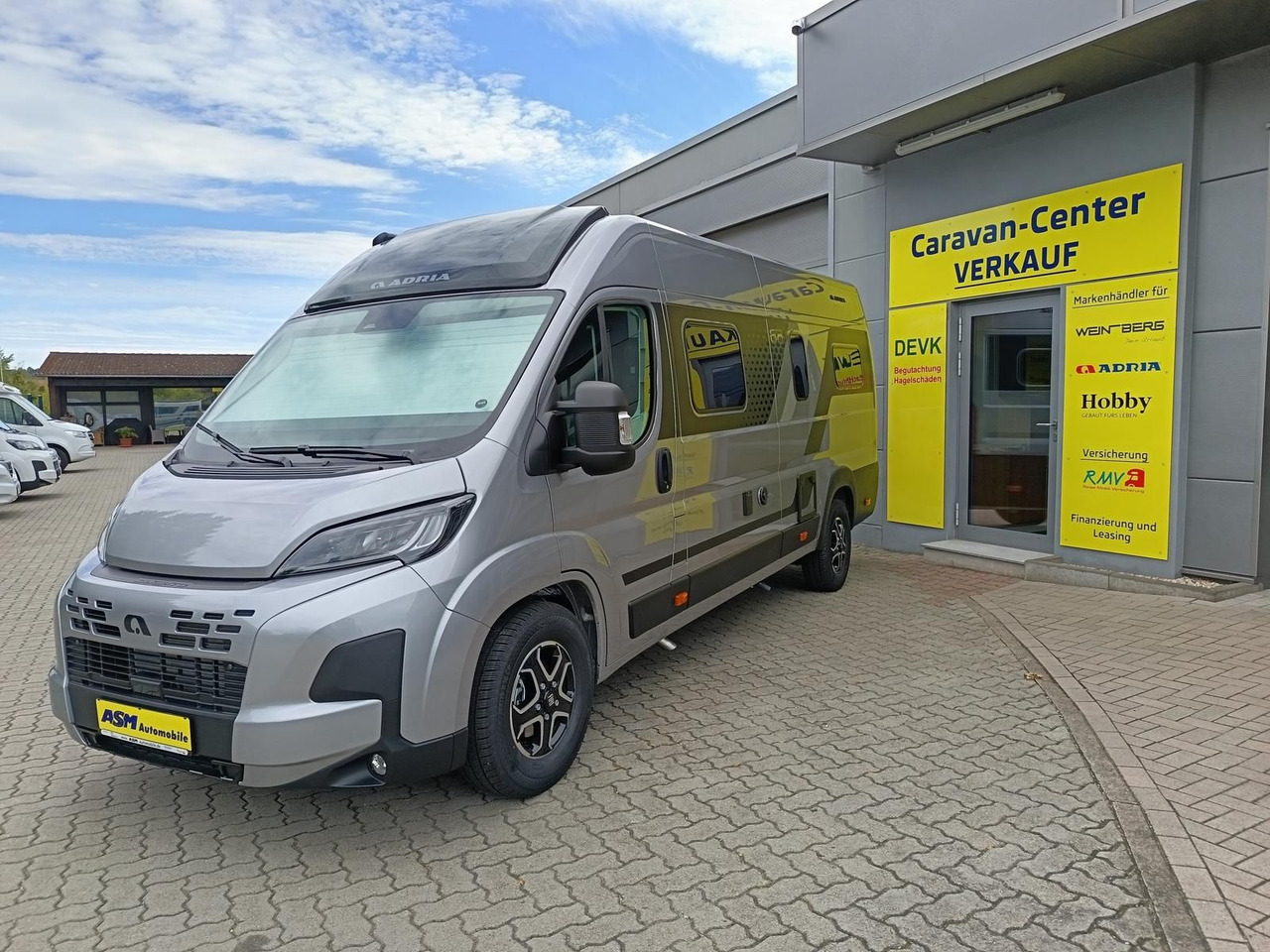 Adria Twin "60Y" 640 SLB 4,25MAXI*JUBILEE*MARKISE*LED - Kamp kombi: slika 3 Adria Twin "60Y" 640 SLB 4,25MAXI*JUBILEE*MARKISE*LED - Kamp kombi: slika 3