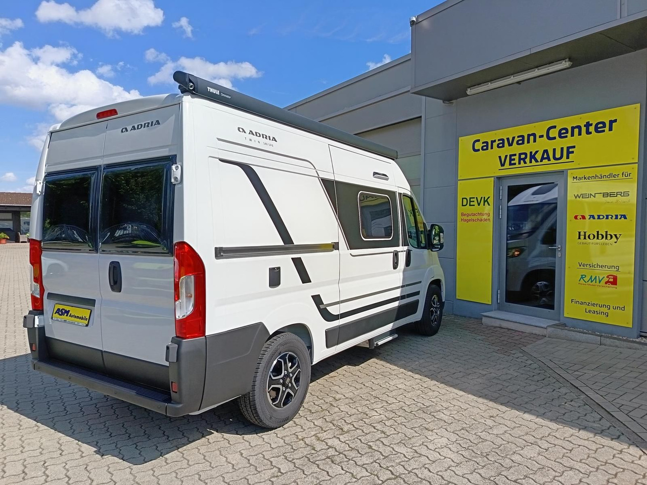Adria Twin ALL-IN 540 SP*AUTOMATIK*SAFETY*STYLE*SOFORT - Kamp kombi: slika 4 Adria Twin ALL-IN 540 SP*AUTOMATIK*SAFETY*STYLE*SOFORT - Kamp kombi: slika 4