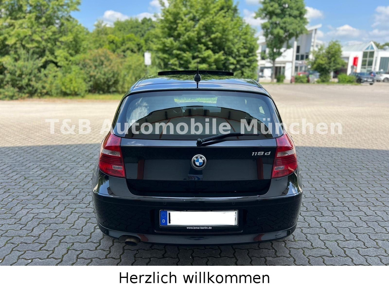 BMW 118d*Advantage-Paket*Klima*Navi*Xenon*PDC*1.Hand - Limuzina: slika 4 BMW 118d*Advantage-Paket*Klima*Navi*Xenon*PDC*1.Hand - Limuzina: slika 4