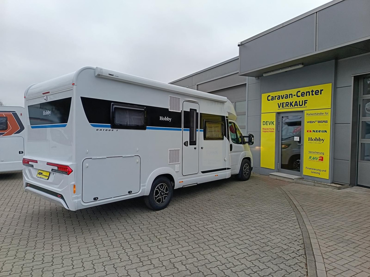 Hobby Ontour T 700 FH*180PS*CAMPERNET*LITHIUM*MARKISE* - Poluintegrisani kamper: slika 5 Hobby Ontour T 700 FH*180PS*CAMPERNET*LITHIUM*MARKISE* - Poluintegrisani kamper: slika 5