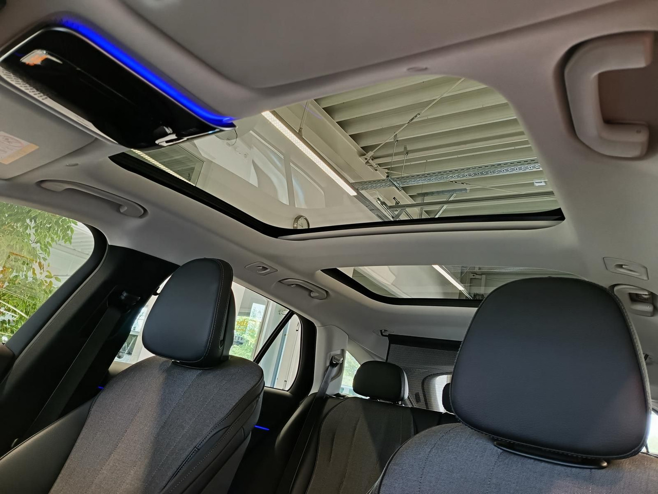 Karavan Mercedes-Benz E 200 Avantgarde Advanced*PSD*LED*NAVI*ACC*: slika 18