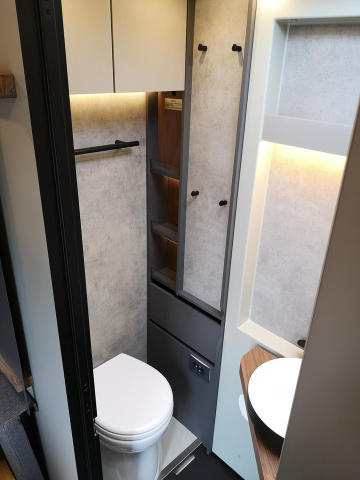 Integrisani kamper Niesmann + Bischoff iSmove 6.9 E 132 kW+AHK+SOLAR+ALDE+KLIMA+NAVI: slika 16
